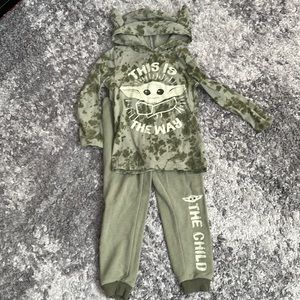 Boys Grogu long sleeve and sweatpants set